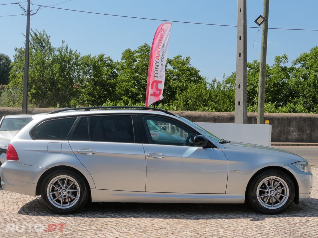 BMW 320 d Touring Navigation Sport