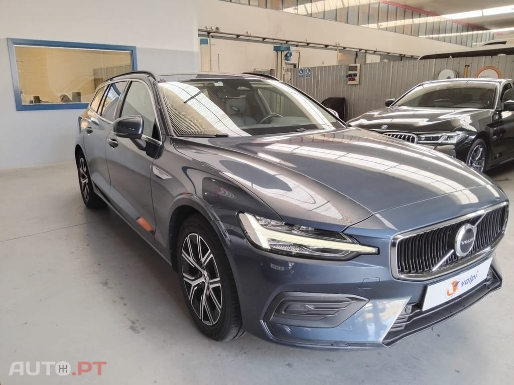 Volvo V60 2.0 B4 Momentum Plus Geartronic