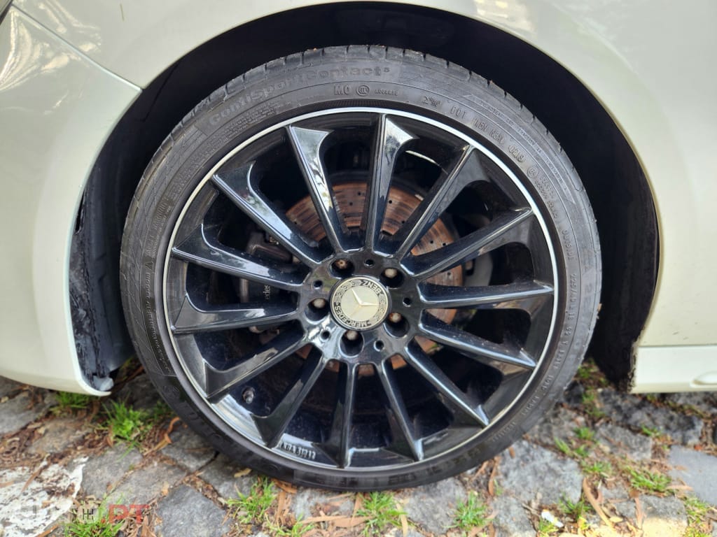 Mercedes-Benz A 180 d AMG Line