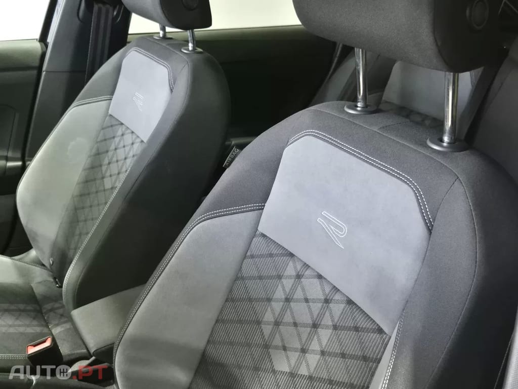 Volkswagen Taigo 1.0 TSI R-DESIGN