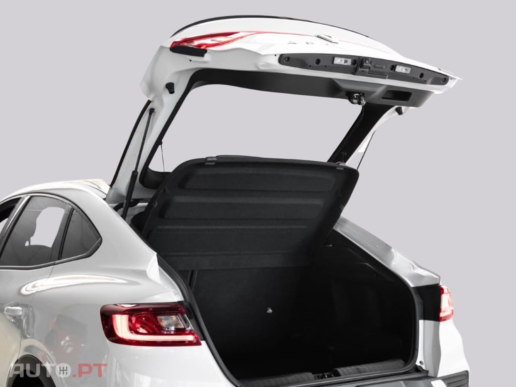 Renault Arkana R.S Line E-TECH I.V.A DEDUTIVEL