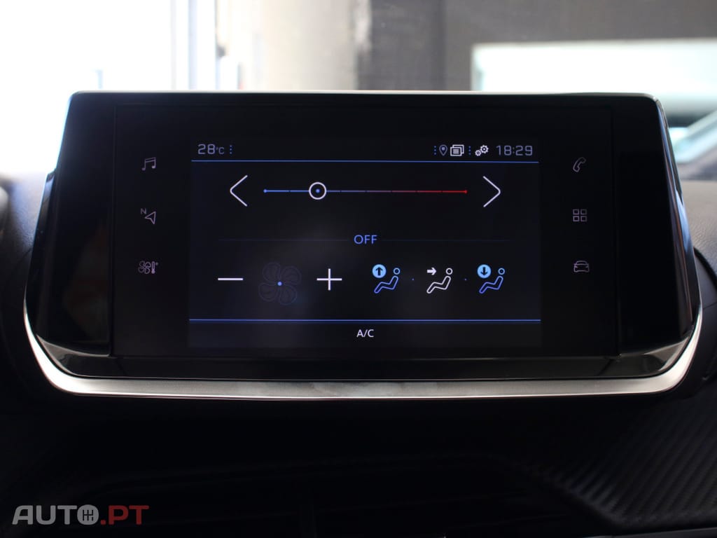 Peugeot 208 PureTech 100 EAT8 Active