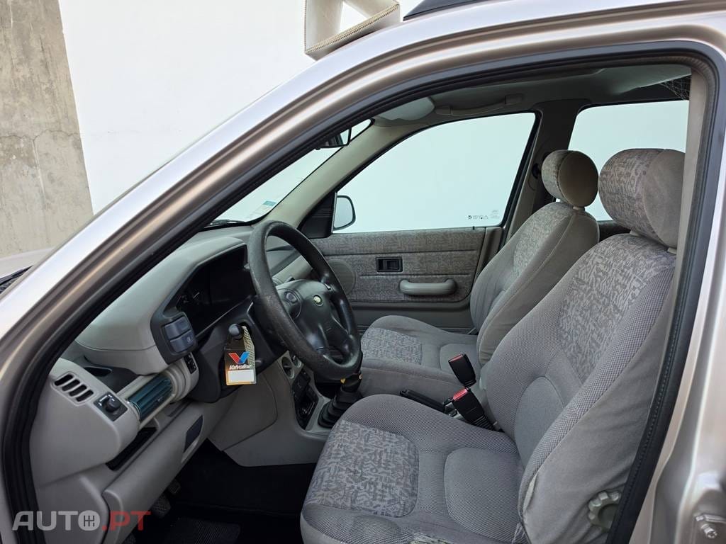 Land Rover Freelander 2.0 Td4 HSE