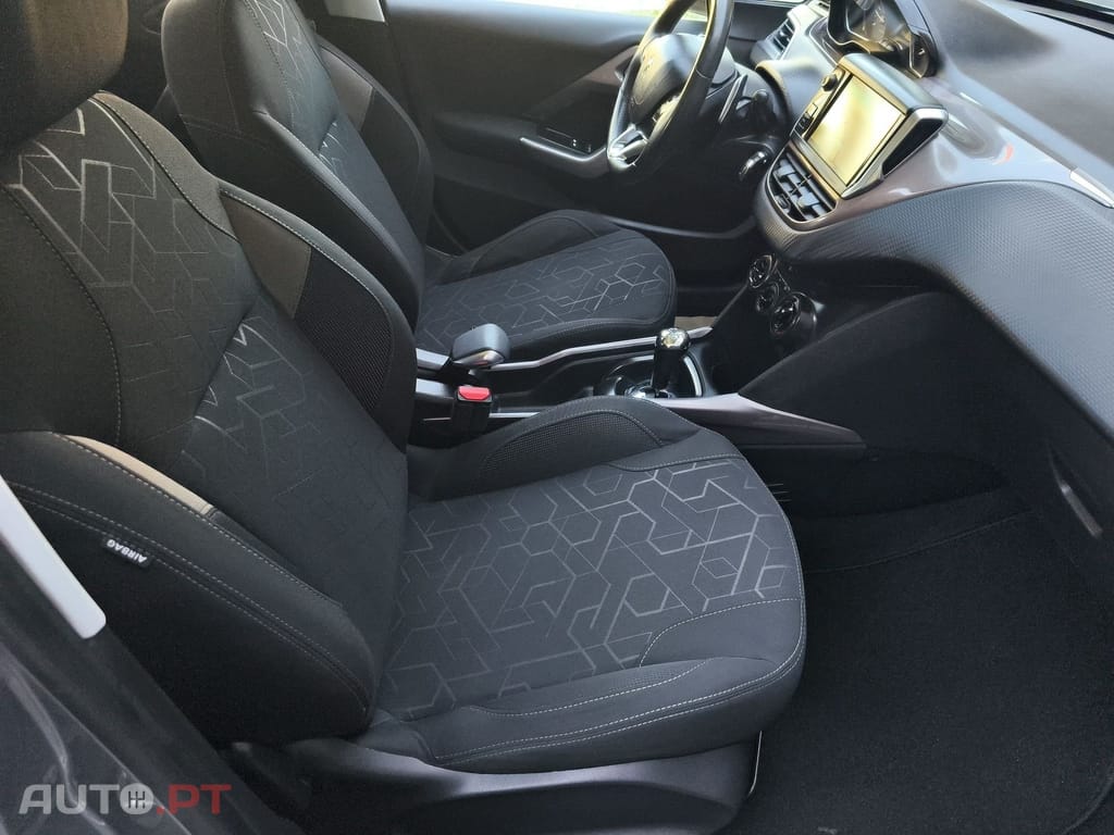 Peugeot 2008 1.6 e-HDi Allure 2-Tronic