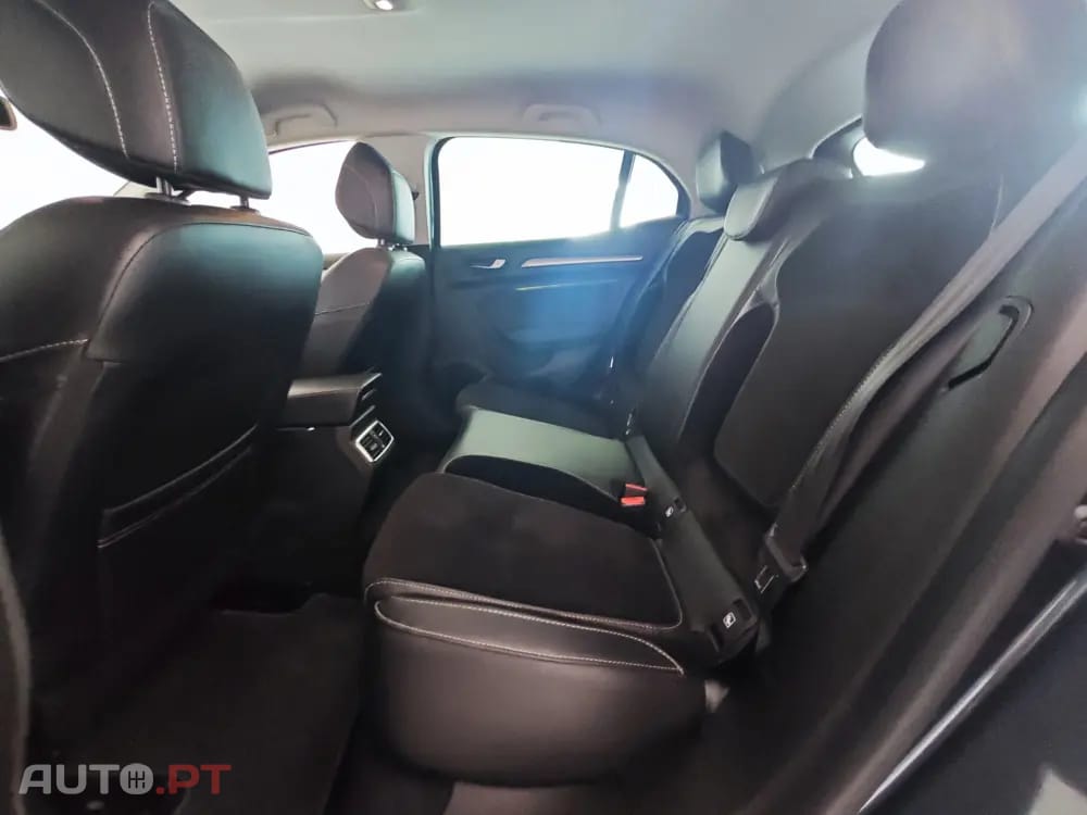 Renault Mégane ENERGY TCe 130 EDC INTENS