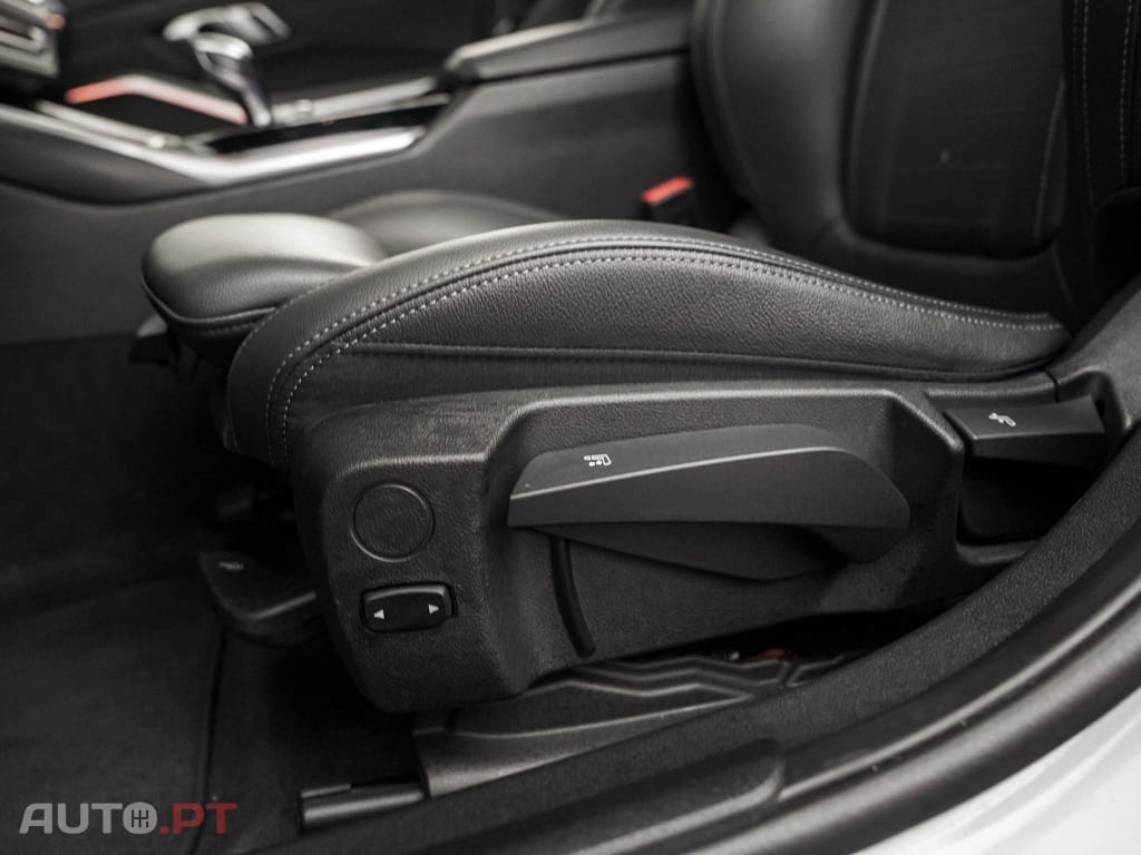 BMW 320 e Line Sport Auto