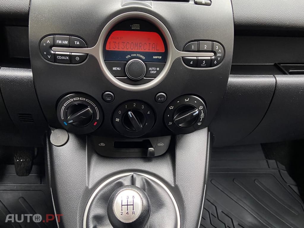 Mazda 2 1.3 MZR Comfort 5 Portas