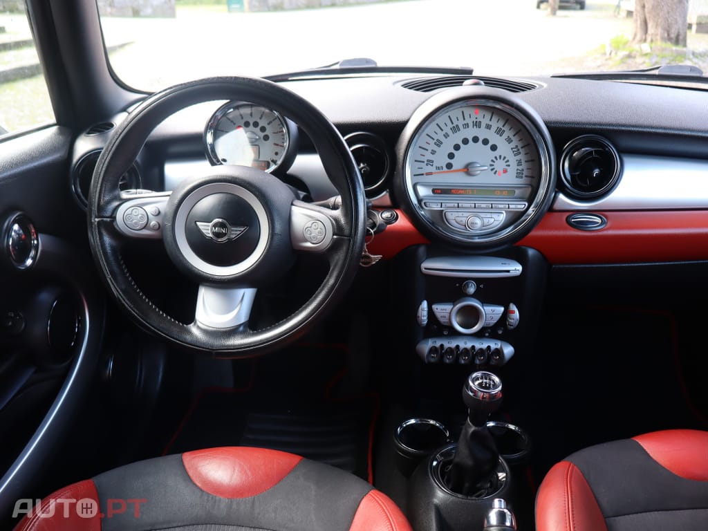 MINI Cooper Sport Edition