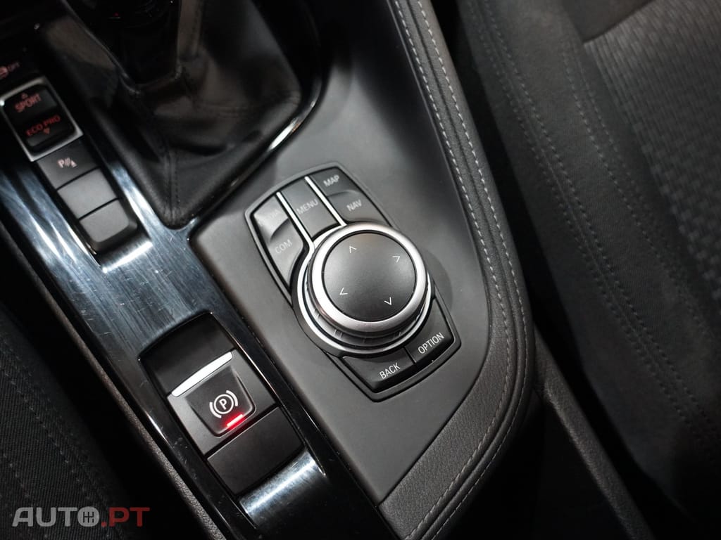 BMW X2 18 i sDrive Auto