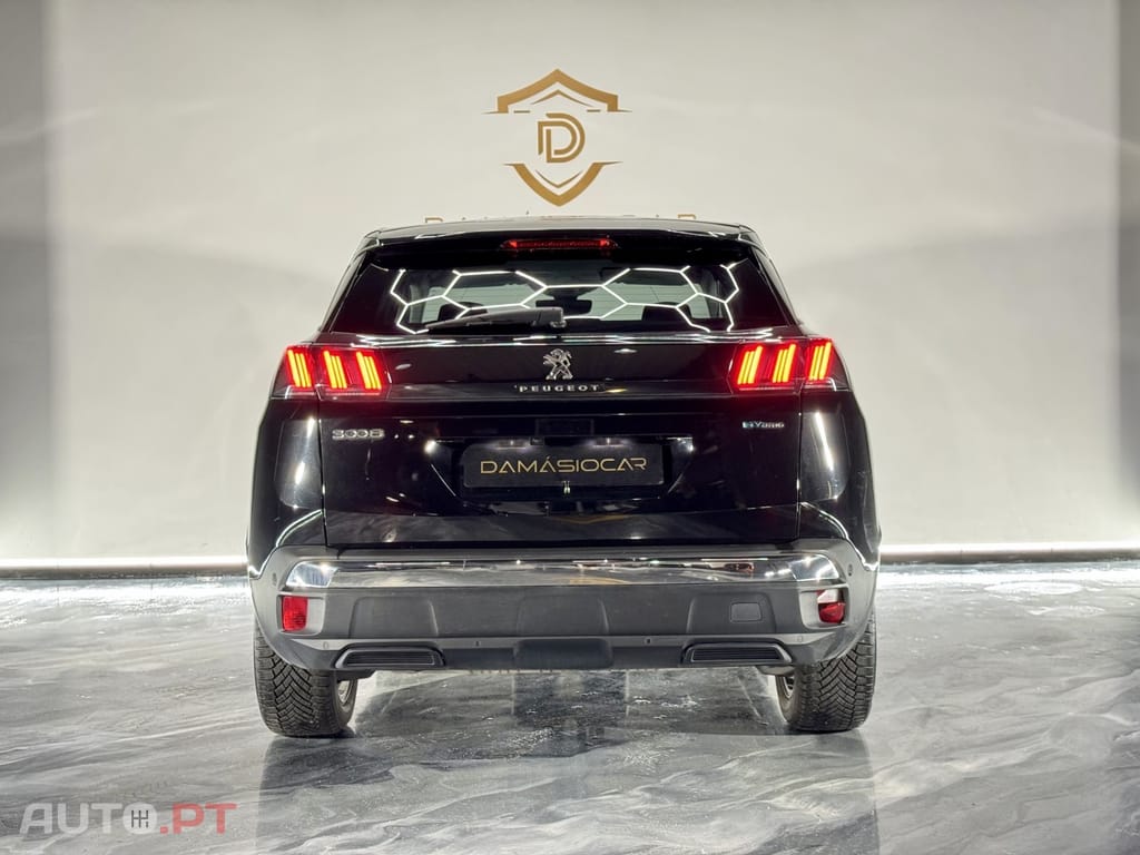 Peugeot 3008 1.6 Hybrid Allure e-EAT8