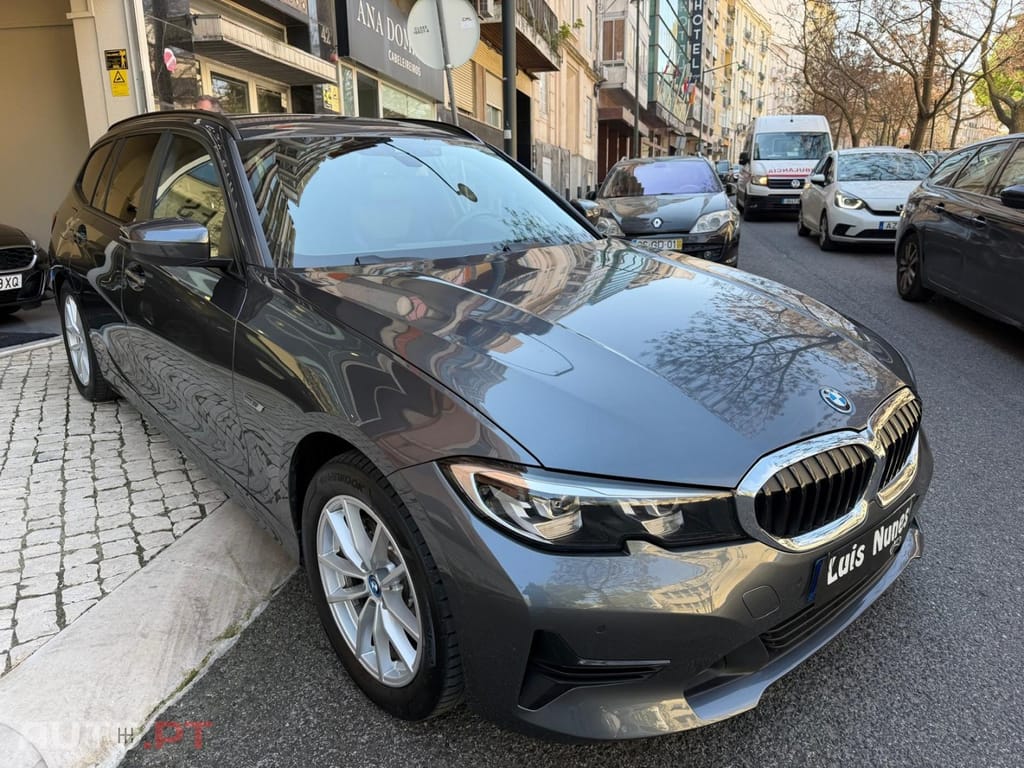 BMW 320 e Line Luxury Auto