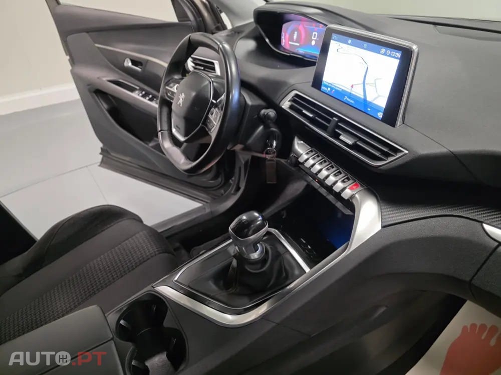 Peugeot 3008 1.5 BLUEHDI ACTIVE