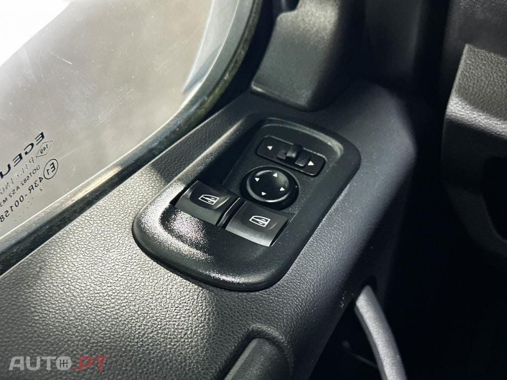 Renault Master L2H2 2.3 DCi 135cv Confort