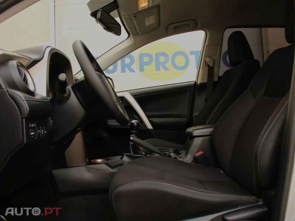 Toyota RAV4 2.0 D-4D Comfort+GPS