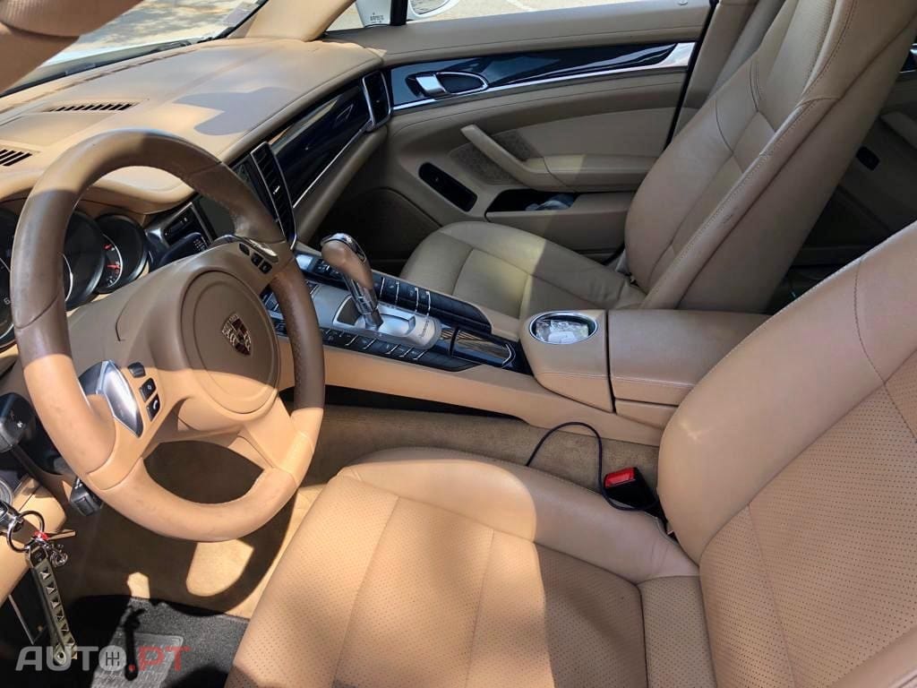 Porsche Panamera Platinum Edition