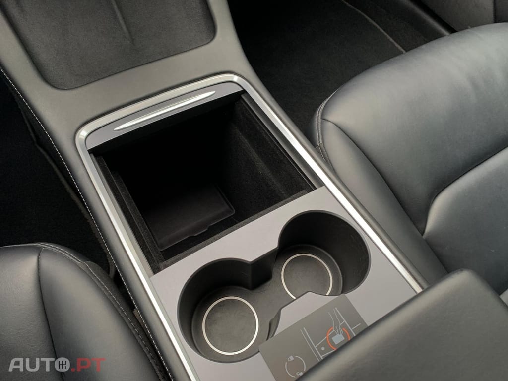 Tesla Model 3 Long-Range Dual Motor AWD