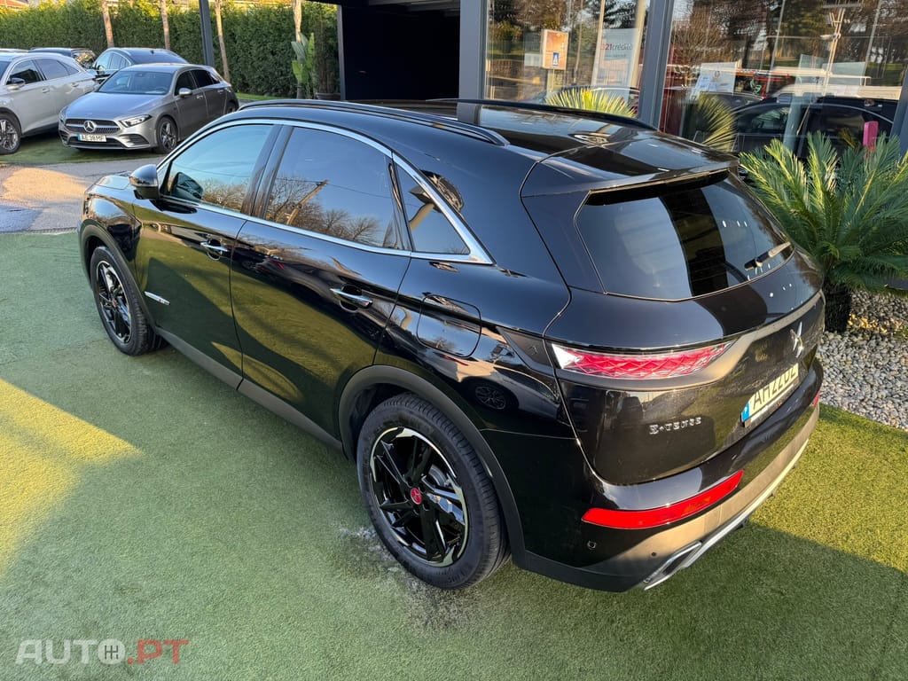 DS DS7 Crossback E-Tense Performance Line EAT8