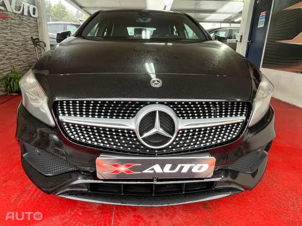 Mercedes-Benz A 180 d AMG Line