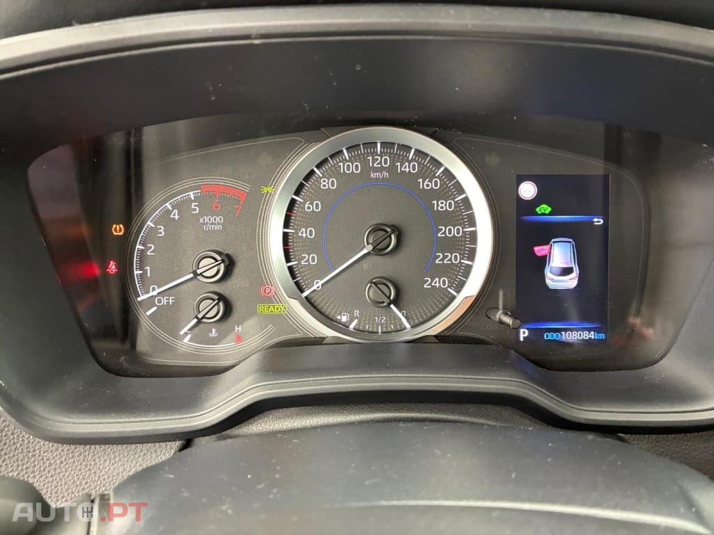 Toyota Corolla TS 1.8 Hybrid Active