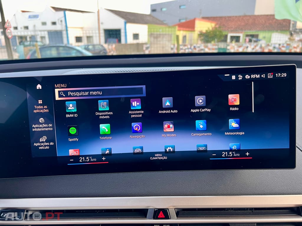 BMW iX XDrive 40