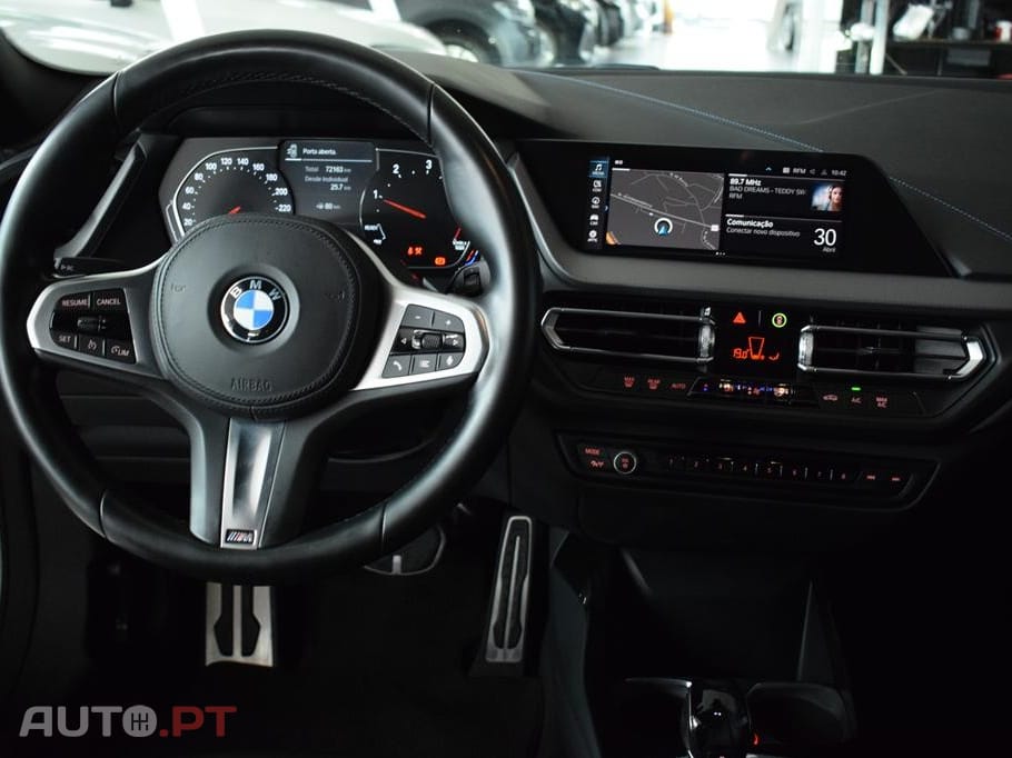 BMW 216 d Pack Desportivo M