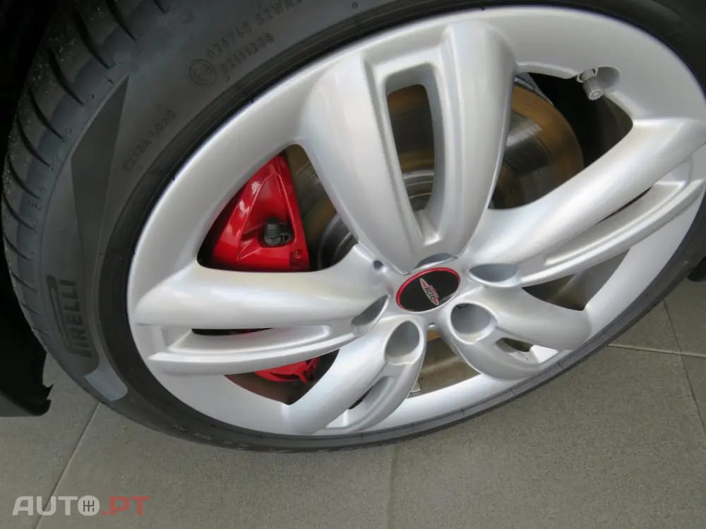 MINI Cabrio John Cooper Works