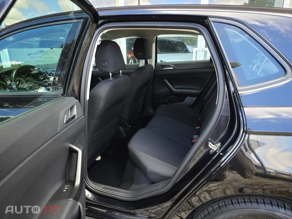 Volkswagen Polo 1.0 Confortline