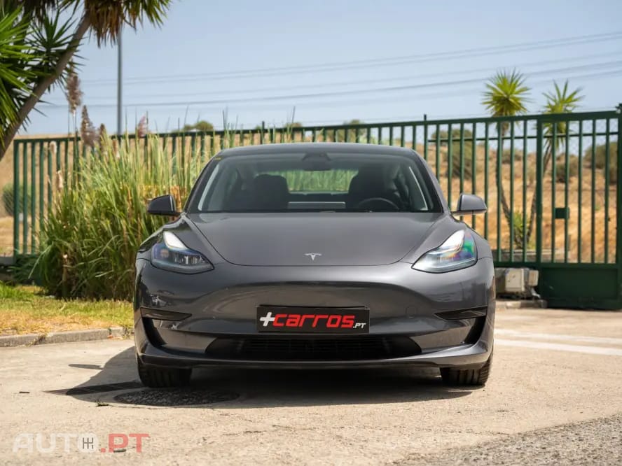 Tesla Model 3 Standard Range Plus RWD