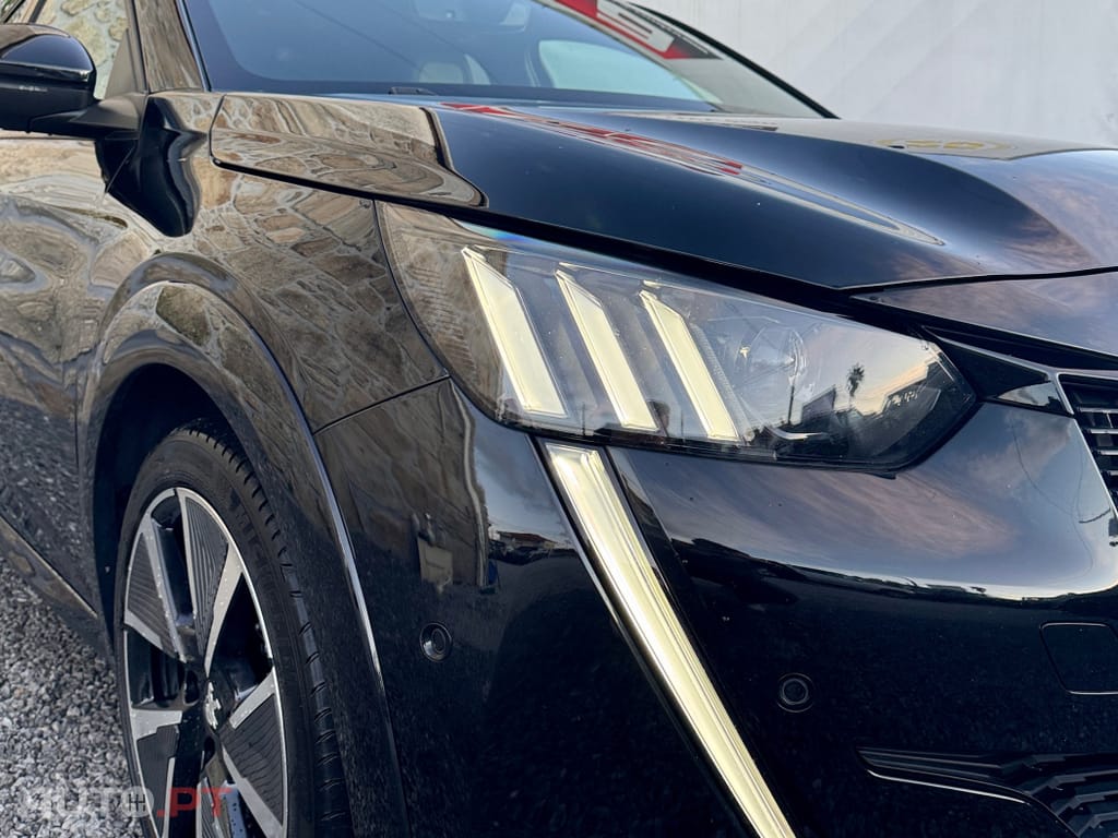 Peugeot E-208 50 kWh GT Line