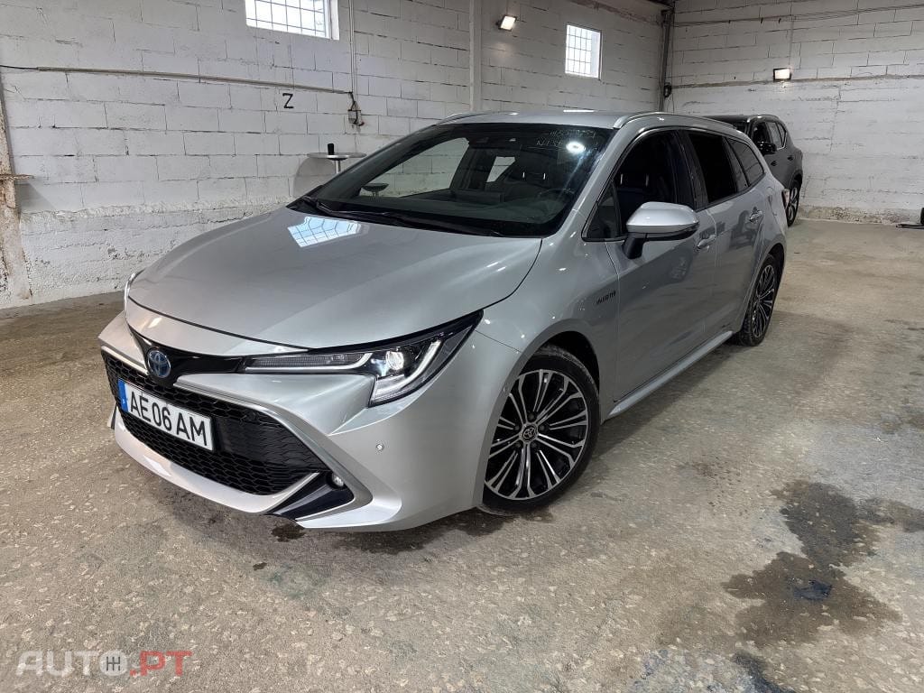 Toyota Corolla Touring Sports 1.8 Hybrid Exclusive