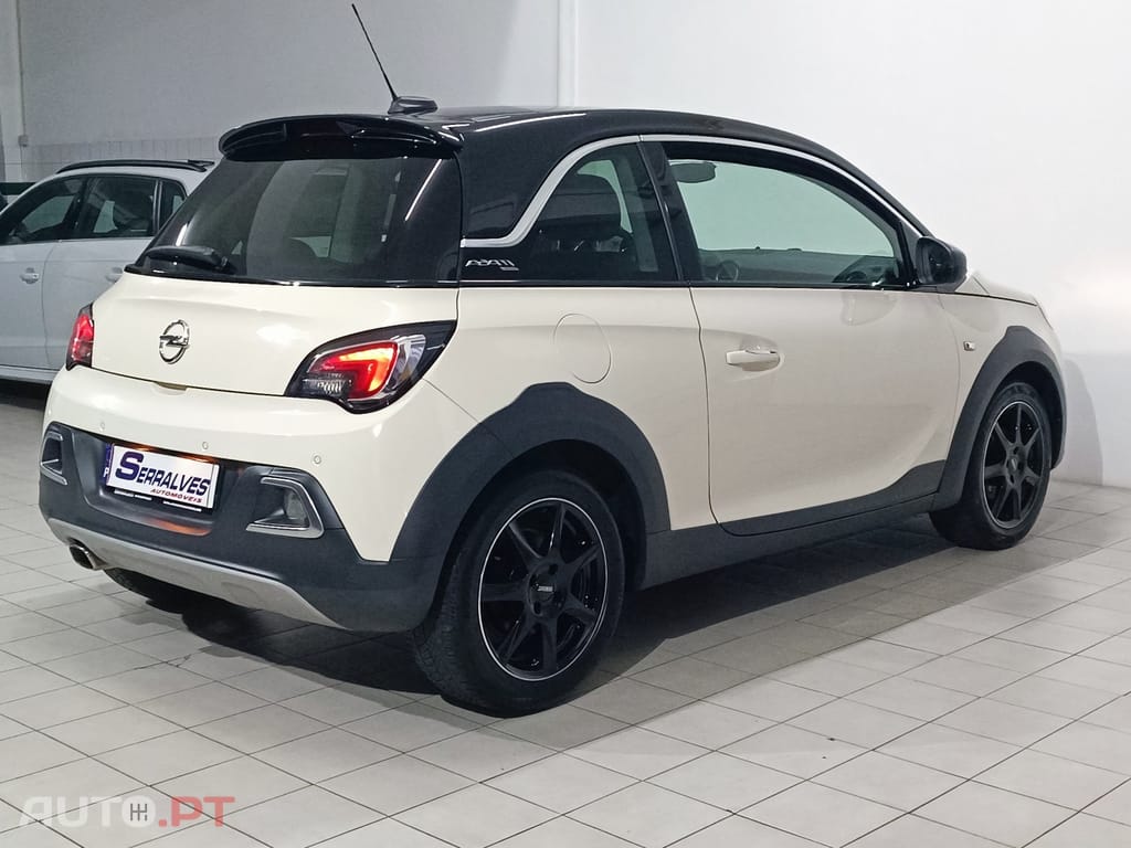 Opel Adam 1.0 S&S Rocks