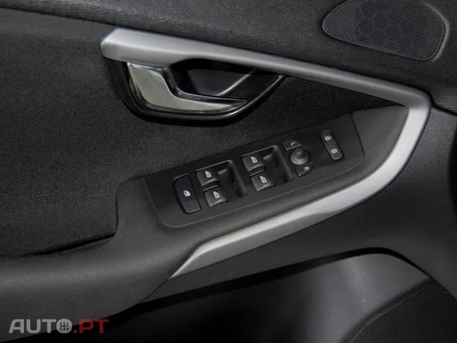 Volvo V40 2.0 D2 Kinetic