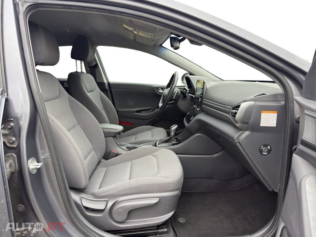 Hyundai Ioniq 1.6 GDI PHEV Tech