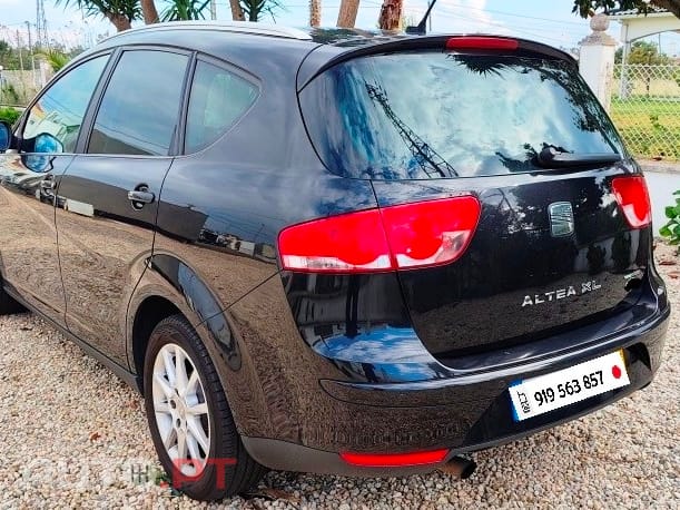 Seat Altea XL Sport 1.6 TDI 105cv / 109 Eur mês