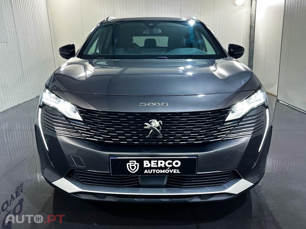 Peugeot 5008 Hybrid 136 E-DCS6