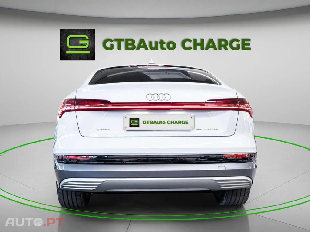 Audi E-Tron I.V.A DEDUTÍVEL 55 ADVANCED