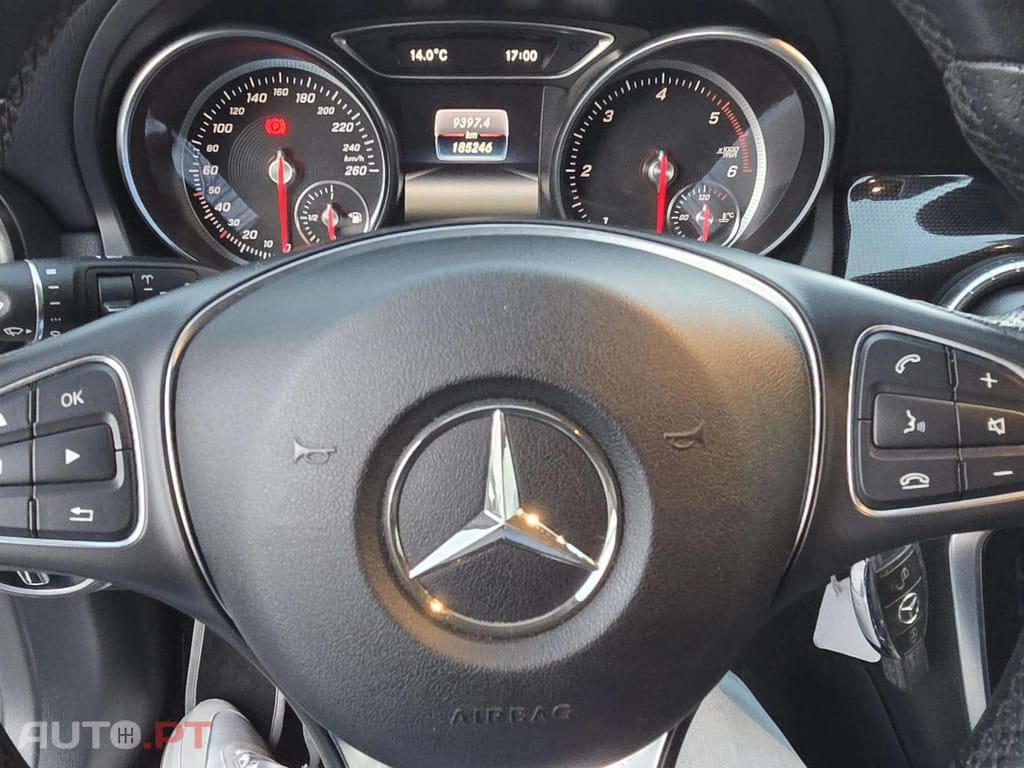 Mercedes-Benz CLA 180 Shooting Brake d AMG Line