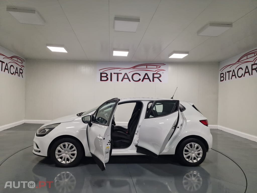 Renault Clio SSOCIETE 1.5 DCI 90CV ZEN GPS IVA DEDUTIVELL