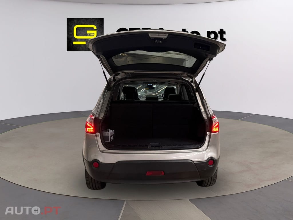 Nissan Qashqai DCI 7lugares 