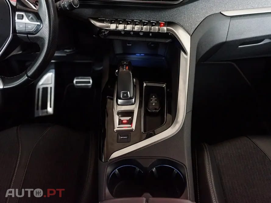 Peugeot 3008 1.5 BlueHDi GT EAT8