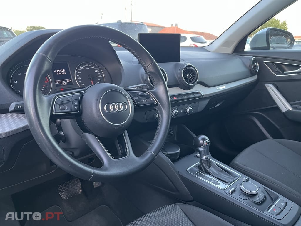 Audi Q2 30 TDI S tronic