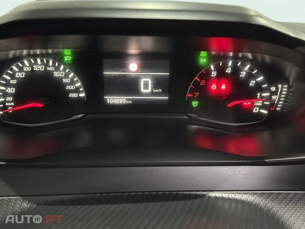 Peugeot 2008 1.2 PureTech Allure