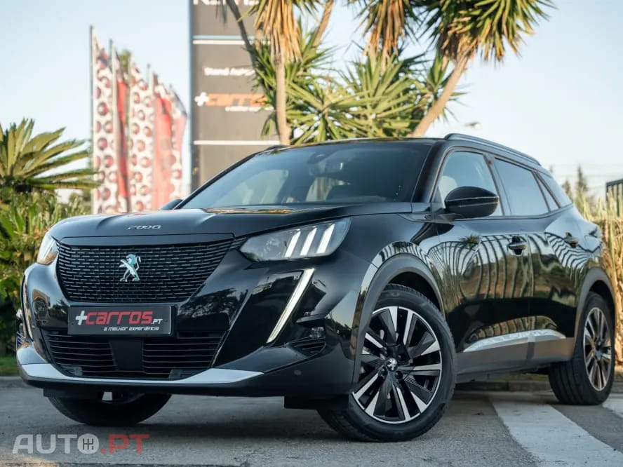 Peugeot E-2008 50 kWh GT