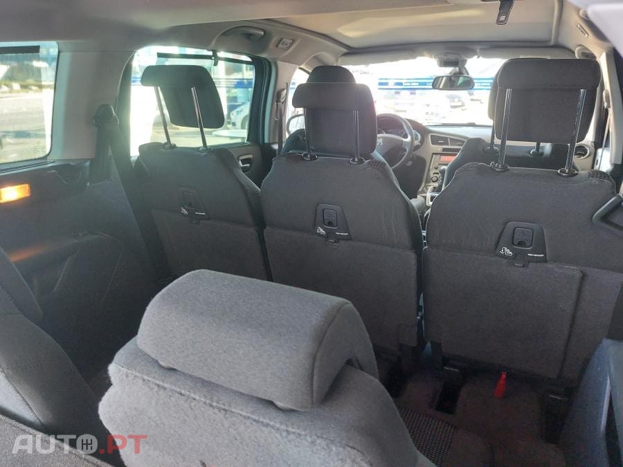Peugeot 5008 1.6 BlueHDi Style