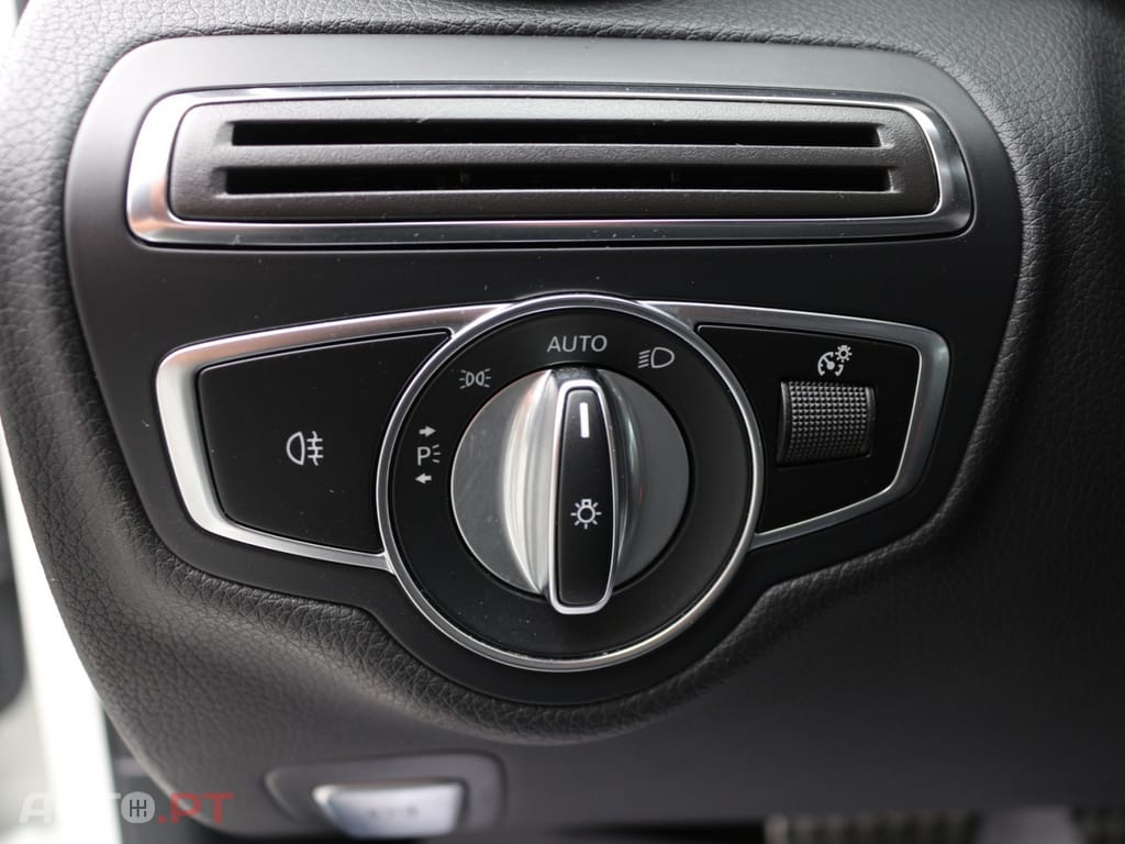 Mercedes-Benz C 300 de AMG Line