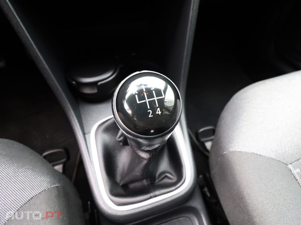 Volkswagen Polo 1.2 Confortline AC