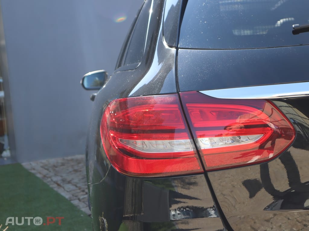 Mercedes-Benz C 220 d Station 9G-TRONIC AMG Line