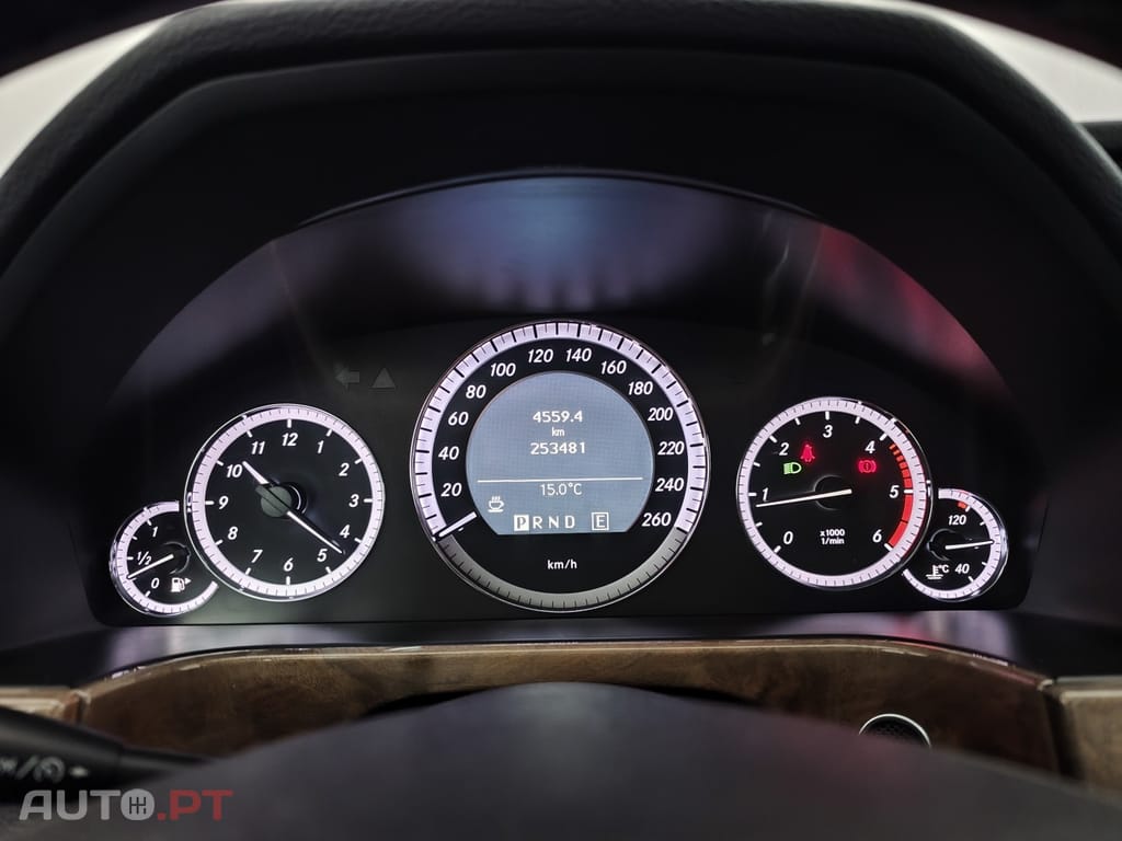 Mercedes-Benz E 250 BlueTEC Elegance Auto.