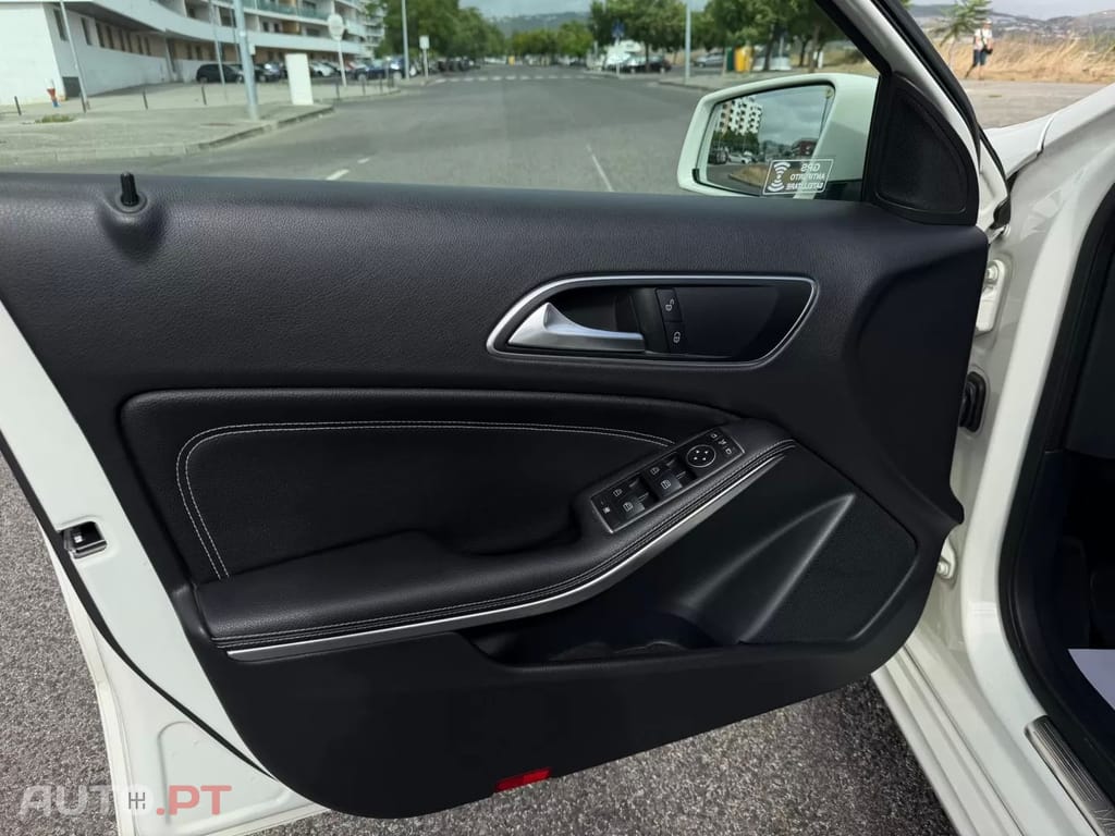 Mercedes-Benz A 180 CDI (BlueEFFICIENCY) Urban