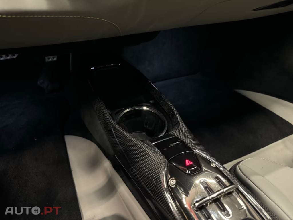 Ferrari 296 GTB I.V.A DEDUTIVEL GTB